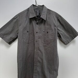 Billabong Men's Short Sleeve Button-Down Shirt in Charcoal